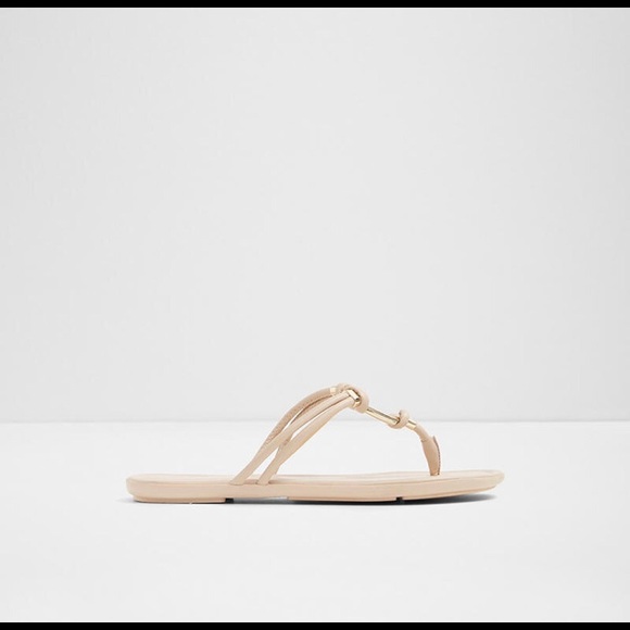 Flats✨ - Picture 2 of 3